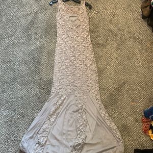 Nude sparkle lace dress. SIZE 4. New with tags.